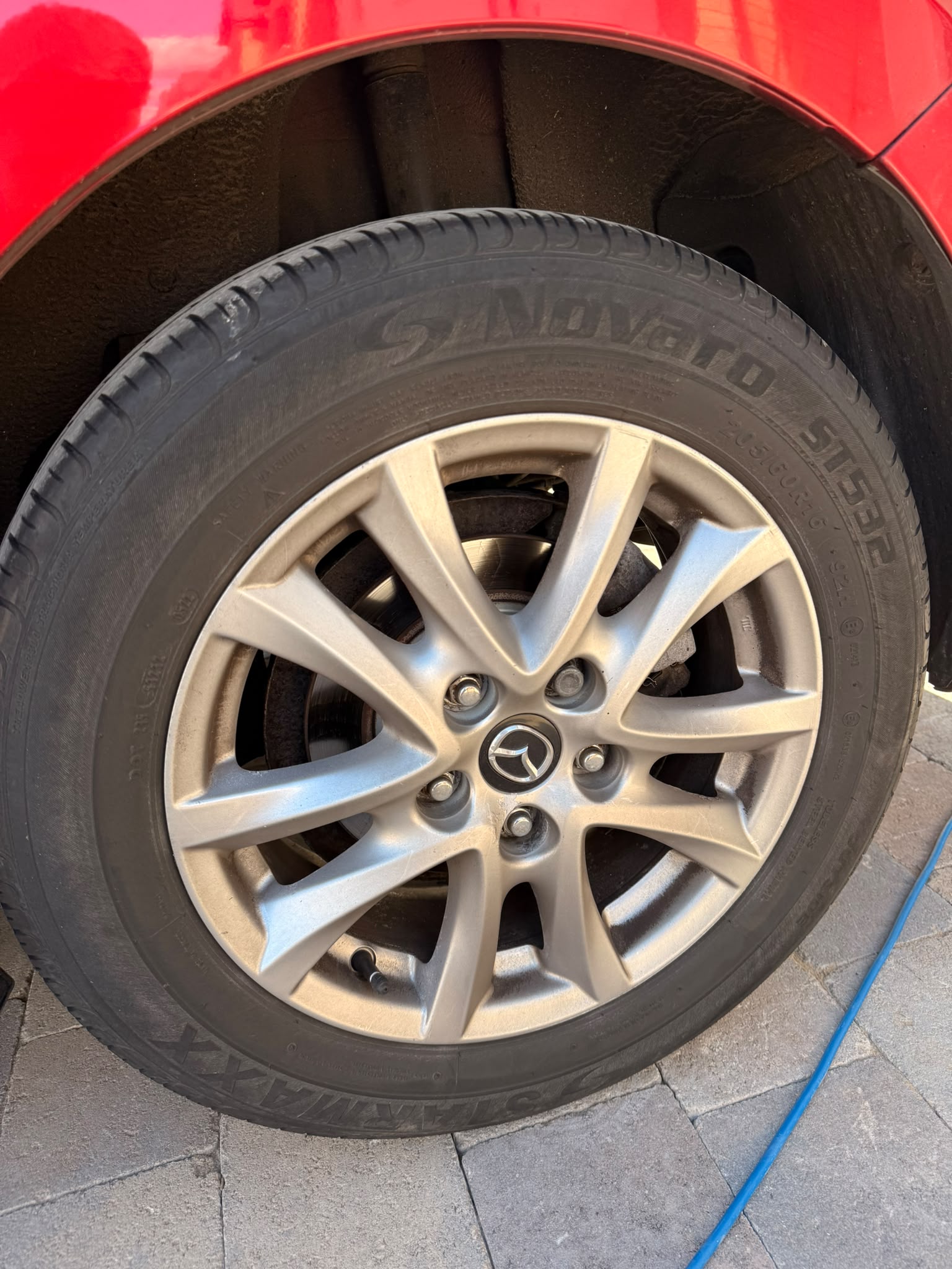 Professional vehicle detailing equipment in use